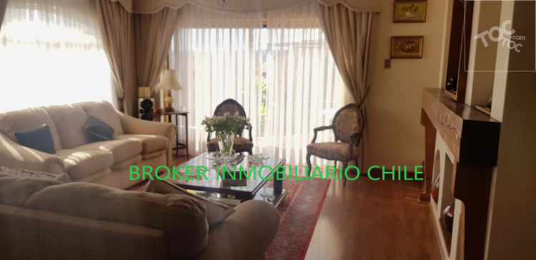 BROKER VENDE ESPECTACULAR CASA IMPECABLE, VISTA MAR