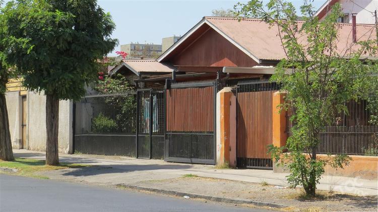 Tannembaun esquina San José