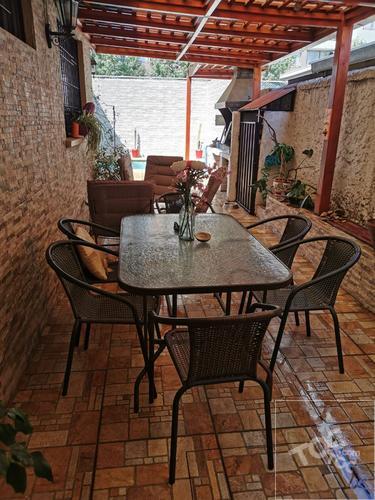 Tannembaun esquina San José