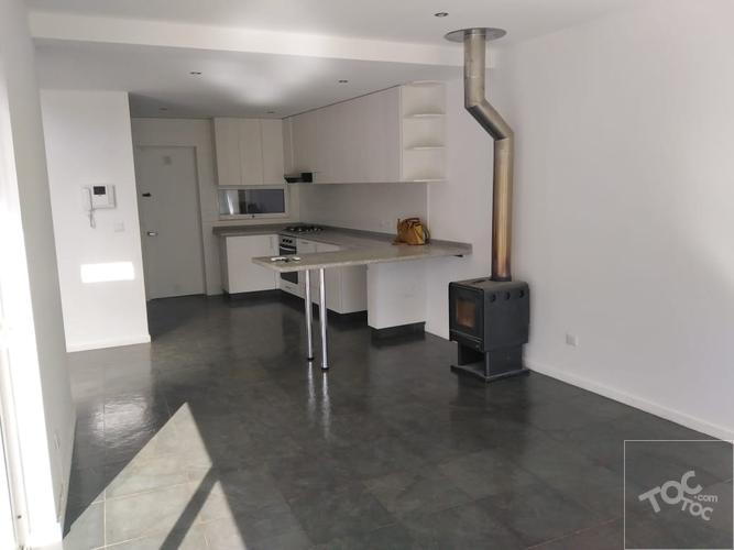 BROKER VENDE LOS ROMEROS CASA NUEVA