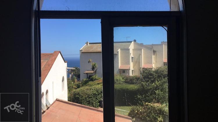 BROKER VENDE CASA CONDOMINIO CAMINO DEL ALTO