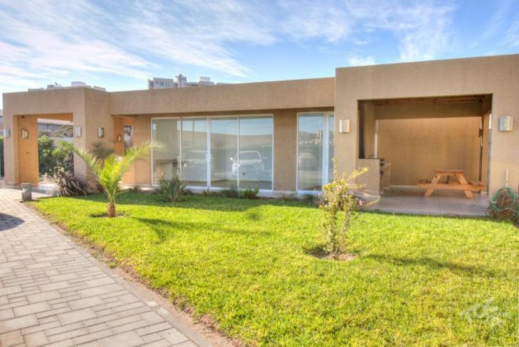 PRECIOSO DEPARTAMENTO EN CONDOMINIO VISTA AZAPA