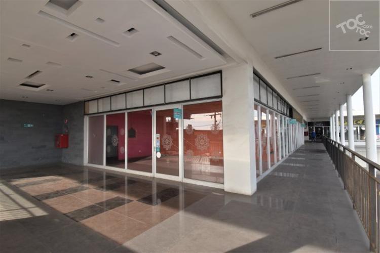 Local comercial Strep center balmaceda