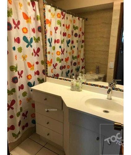 Providencia, Las Orquídeas – Las Lilas, 3D/2B dos estacionamientos, una bodega. SE VENDE