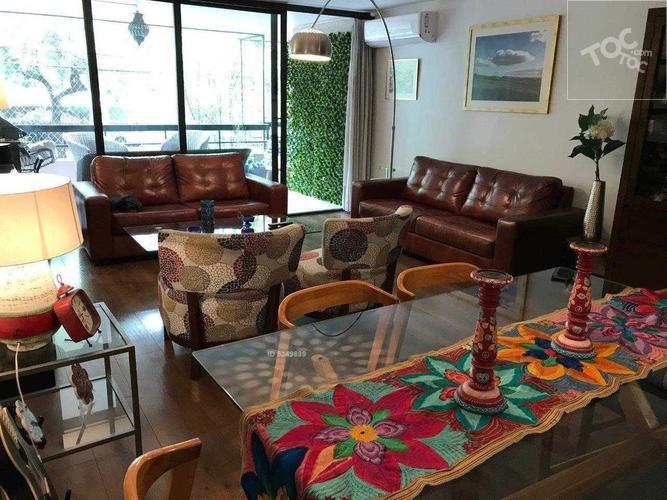Providencia, Las Orquídeas – Las Lilas, 3D/2B dos estacionamientos, una bodega. SE VENDE