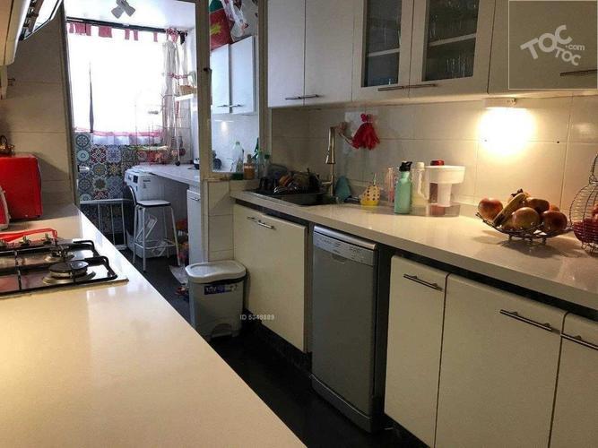 Providencia, Las Orquídeas – Las Lilas, 3D/2B dos estacionamientos, una bodega. SE VENDE