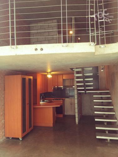 MUY BONITO LOFT con ESTACIONAMIENTO y BODEGA