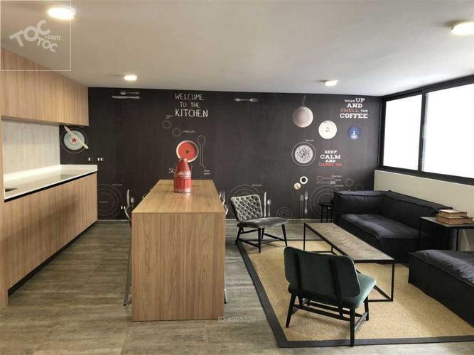 Sazie 2054 719, Santiago