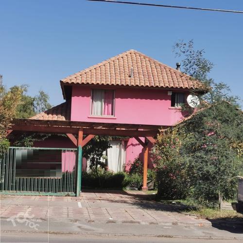 Amplia propiedad en Hacienda el Peñón