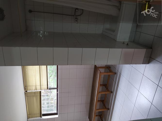 SE ARRIENDA AMPLIO DEPTO. 4D/4B + 2 ESTAC. – MANQUEHUE/COLON