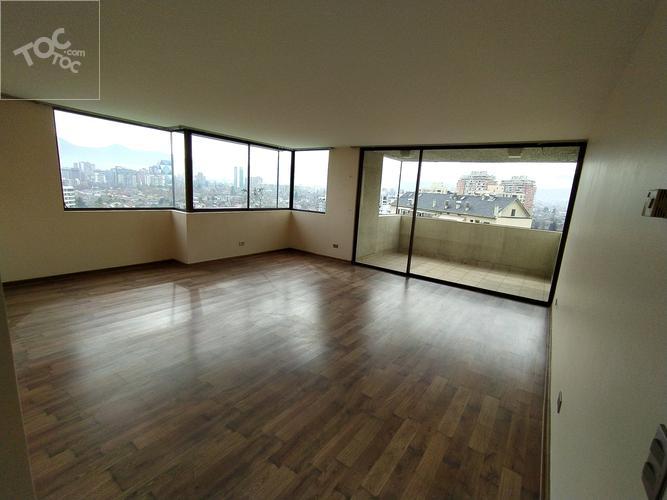 SE ARRIENDA AMPLIO DEPTO. 4D/4B + 2 ESTAC. – MANQUEHUE/COLON