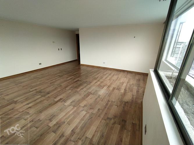 SE ARRIENDA AMPLIO DEPTO. 4D/4B + 2 ESTAC. – MANQUEHUE/COLON
