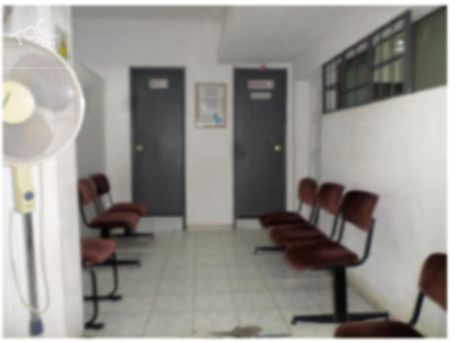 Casa comercial Ideal inversionista se vende con contrato vigente de arriendo M$ 1.200 mes Centro Dental