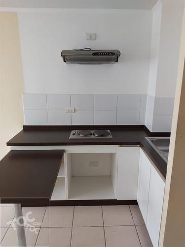 1 Dormitorio, METRO LAS REJAS