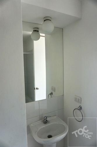 1 Dormitorio, METRO LAS REJAS