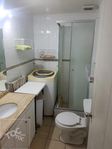 Venta de Casa esquina en venta, pje. Cerrado Santiago