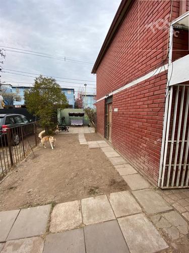 Casa en Condominio Cerrado, Acceso Controlado