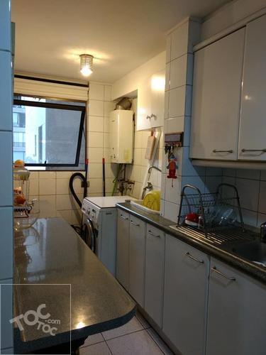 Amplio dpto arriendo 4 dorm, 3 baños, 1 estacionamiento, 1 bodega