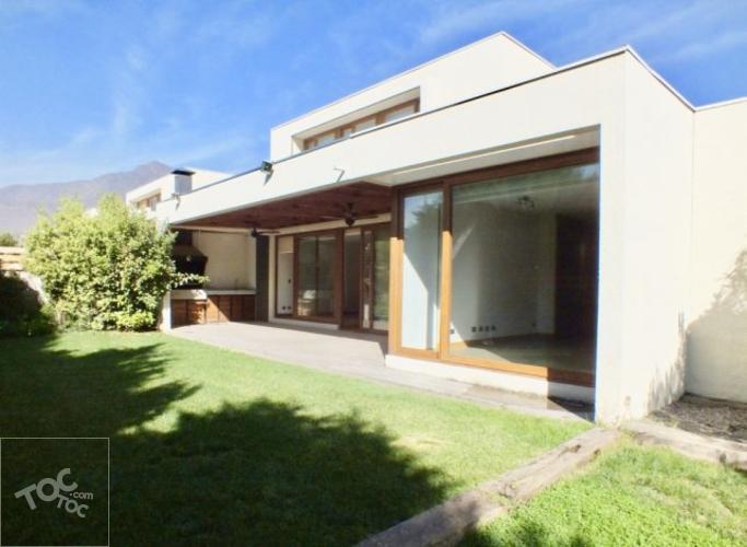 Chamisero, casa mediterránea, la mejor ubicacion