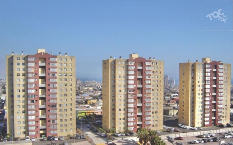 Condominio Portada del Sol, piso 8 torre A