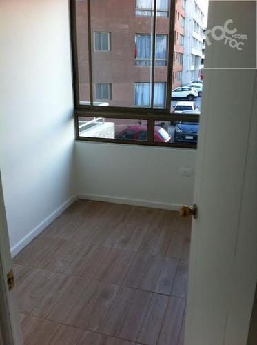 ARRIENDO DEPARTAMENTO DE 3D 2B A UNOS 15 MINUTOS CAMINADO AL METRO ESTACIÓN DORSAL, COMUNA DE RECOLETA