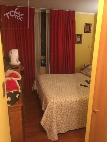 ARRIENDO DEPARTAMENTO DE 2D 2B 1Bg EN CALLE LOS ESPINOS CASI ESQUINA AV. MACUL, COMUNA DE MACUL