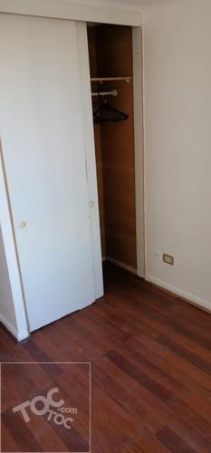 ARRIENDO DEPARTAMENTO EN PISO 8 DE 1D 1B A DOS CUADRAS DEL METRO ESTACIÓN SANTA ANA EN SANTIAGO CENTRO