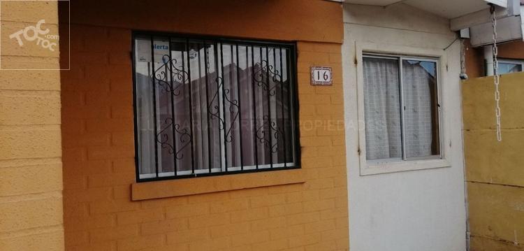 Hermosa, 3 dormitorios, 2 baños y 200 metros de terreno, La Cruz