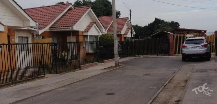 Hermosa, 3 dormitorios, 2 baños y 200 metros de terreno, La Cruz