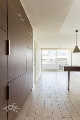 1 Habitación Grande 1 Baño en Suite con Walking Closet Carmen 368 Esquina Santa Isabel
