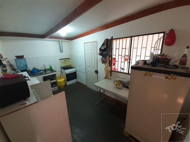 Casa en venta en calle Almirante Riveros
