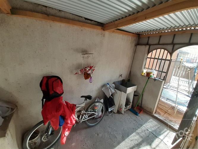 Casa en venta en calle Almirante Riveros