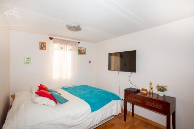CASA DE TRES PISOS EN VENTA EN CONJUNTO HABITACIONAL SOCOROMA