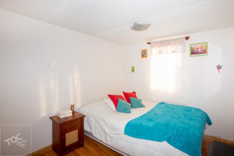 CASA DE TRES PISOS EN VENTA EN CONJUNTO HABITACIONAL SOCOROMA