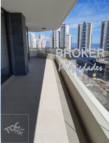 BROKER DEPTO NUEVO- FCO SOSSA 2D +2B+PISCINA