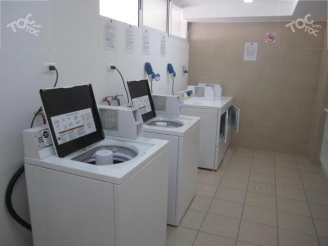 SE VENDE DEPTO TOTALMENTE AMOBLADO EN EDIFICIO VIÑA CLUB
