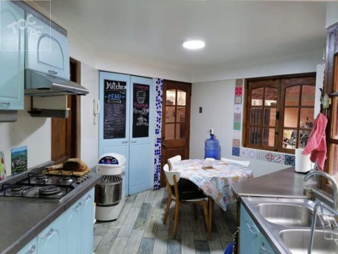 Linda casa de campo, Lampa