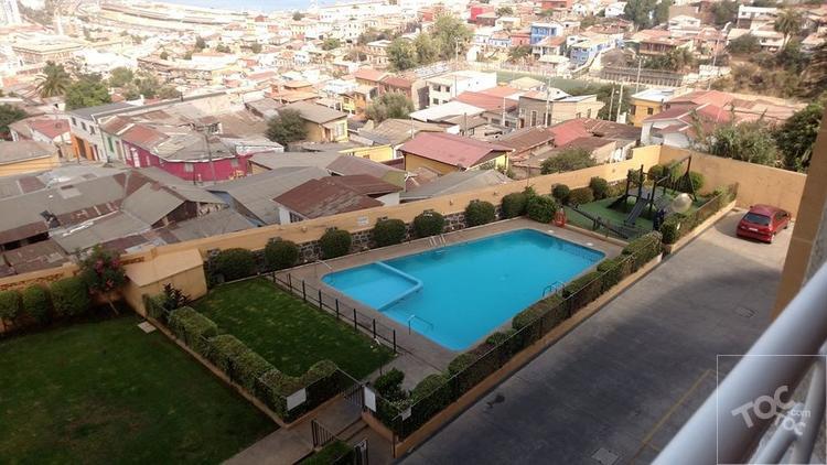 SE ARRIENDA DEPARTAMENTO EN CERRO BARON (AL LADO DE COLEGIO MURIALDO)