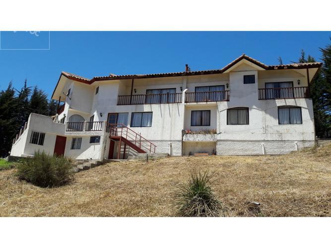 ESPECTACULAR CASA CAMPOMAR 1