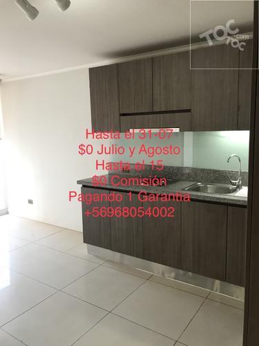 1 Habitación y 1 Baño Sara Del Campo 535 Metro Santa Lucia