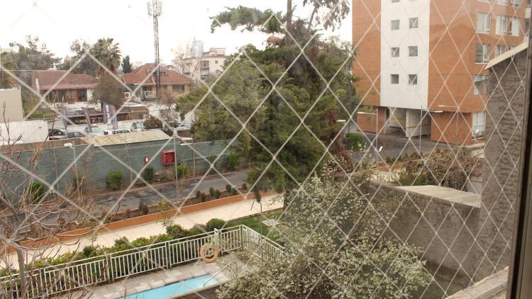 Barrio Dalmacia, Tomas Rider 1245. Grande, ALEJADO de manifestaciones (metro cercano: Ines de Suarez a 5 min a píe) Providencia