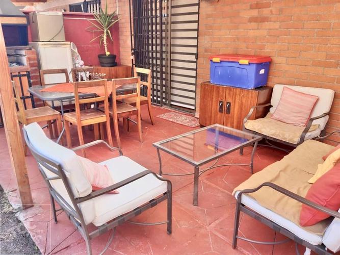 Se vende Casa Jardin Alto 5D 4B