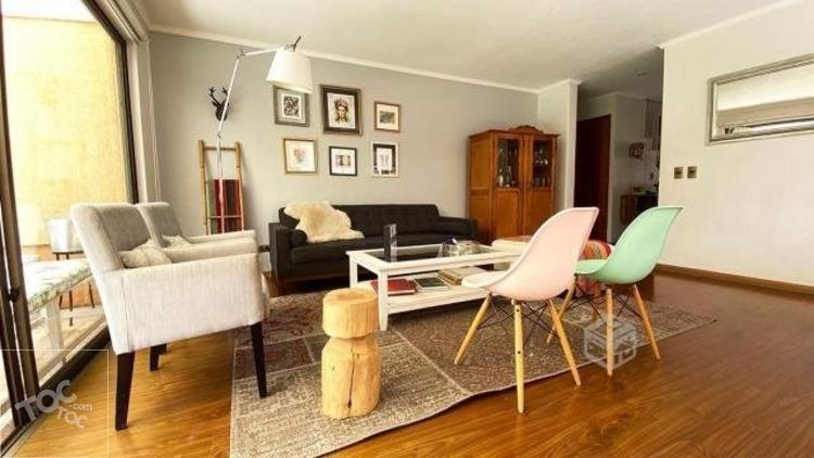 EXCELENTE CASA CON INMEJORABLE UBICACIÓN, EL UMBRAL DE CHICUREO