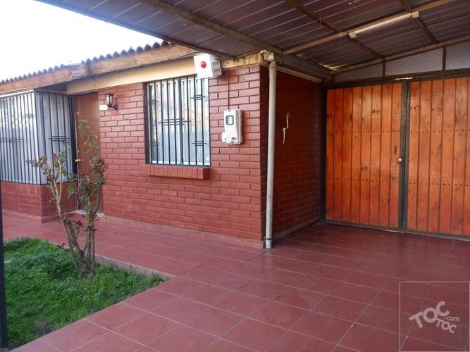 Metro Las Parcelas, casa Avenida El Descanso, Maipu