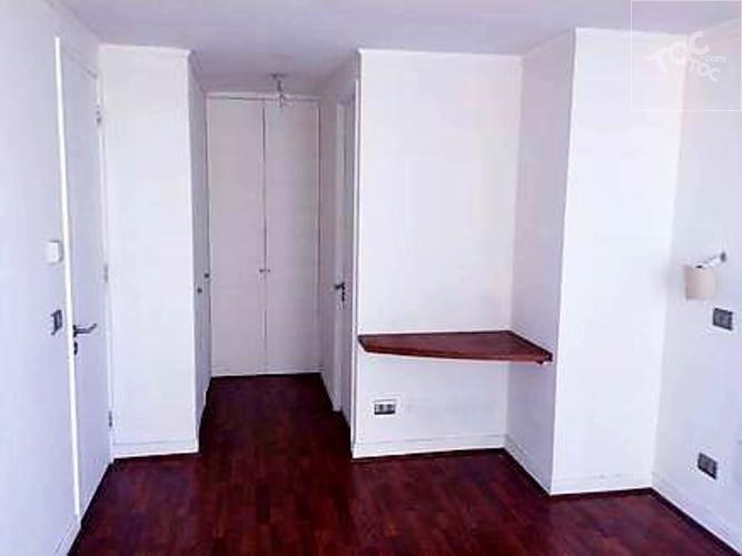 Exclusivo depto exelente ubicación La Gloria 34 Las Condes