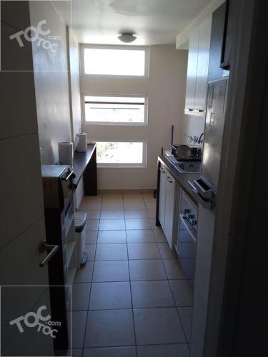 SE VENDE DEPTO TOTALMENTE AMOBLADO EN EDIFICIO VIÑA CLUB