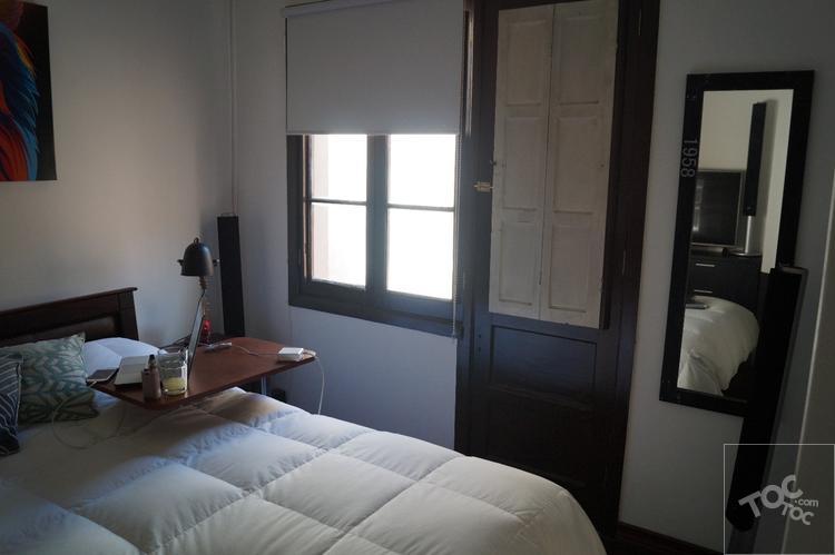 SE VENDEN CASA EN DOMINGO SANTA MARIA 1756 / INDEPENDENCIA