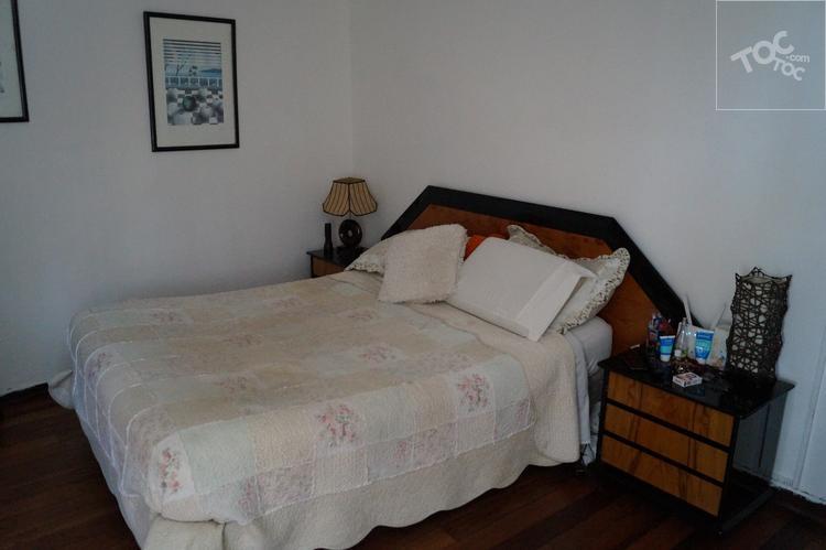 SE VENDEN CASA EN DOMINGO SANTA MARIA 1756 / INDEPENDENCIA