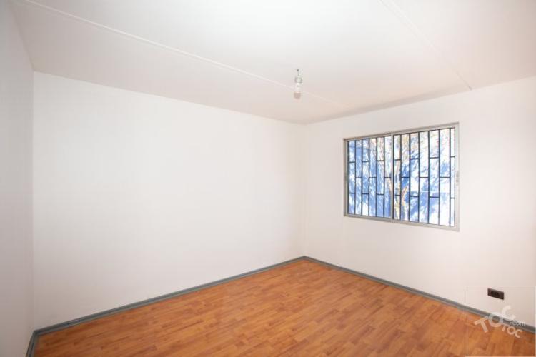 CASA ACOGEDORA CON MARAVILLOSA VISTA DE LA CIUDAD