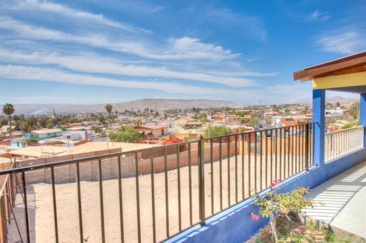 CASA ACOGEDORA CON MARAVILLOSA VISTA DE LA CIUDAD